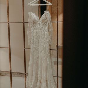 Mori Lee Wedding dress